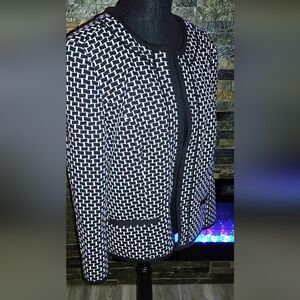 Chic Christopher And Banks Black and White Patterned Blazer Size Petite Large